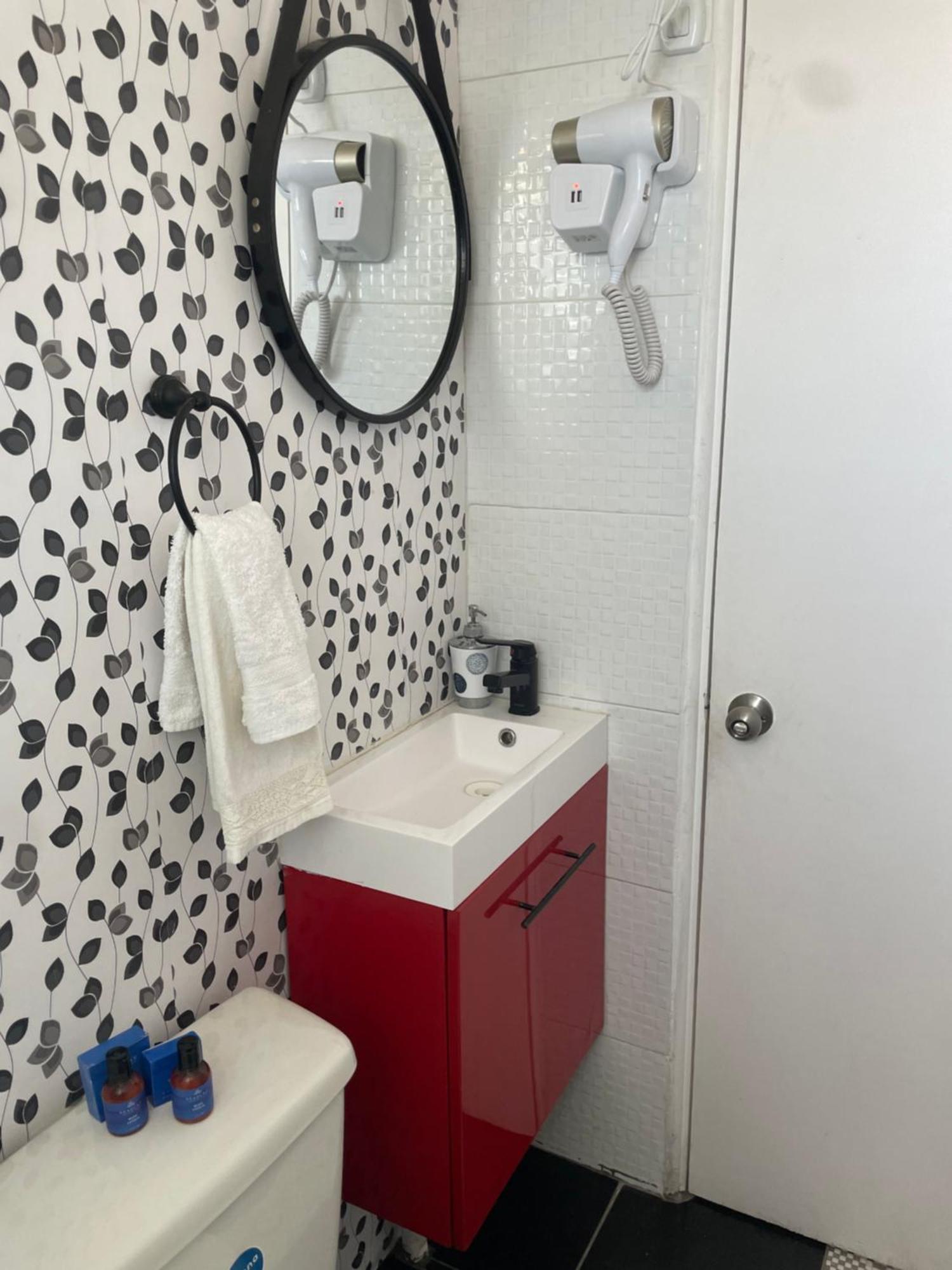 Hostal Napoli ヴァルパライソ エクステリア 写真