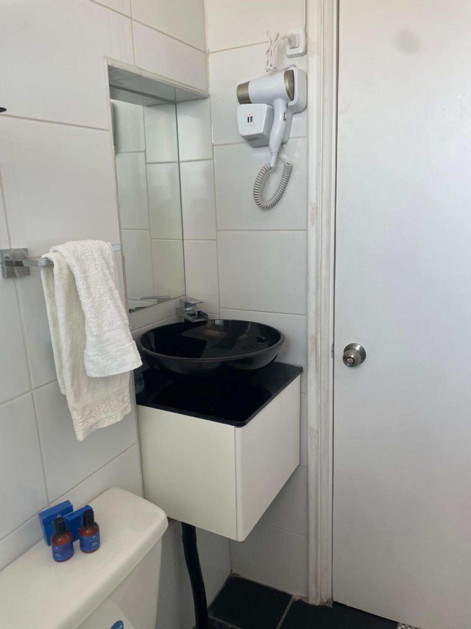 Hostal Napoli ヴァルパライソ エクステリア 写真