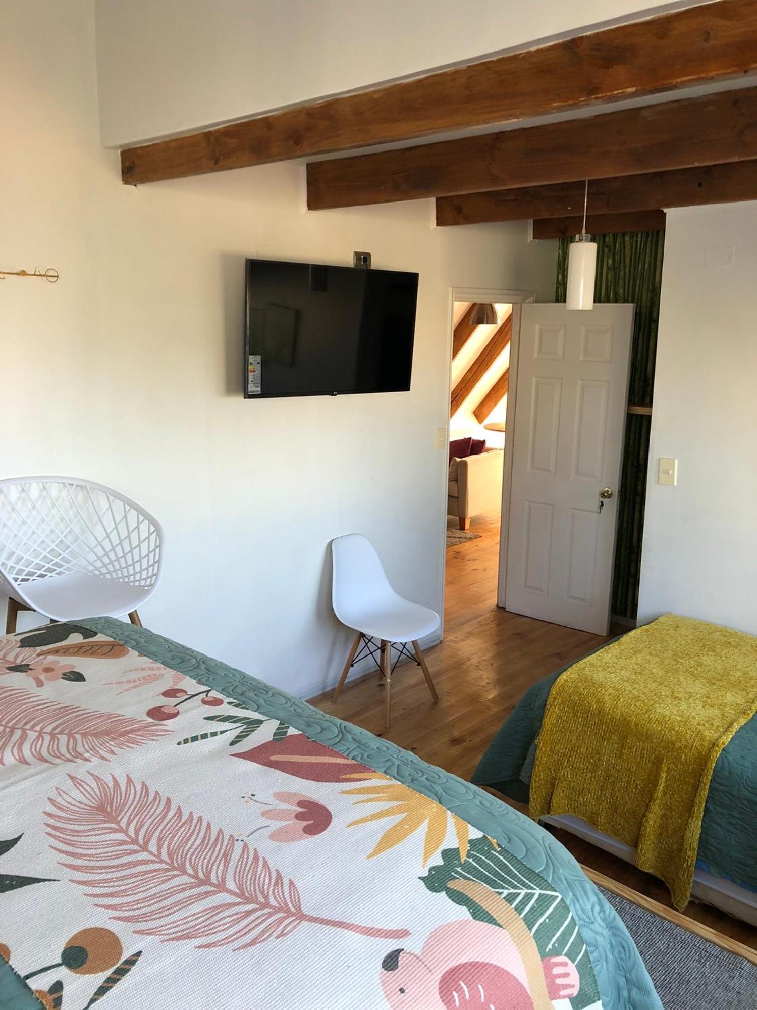 Hostal Napoli ヴァルパライソ エクステリア 写真
