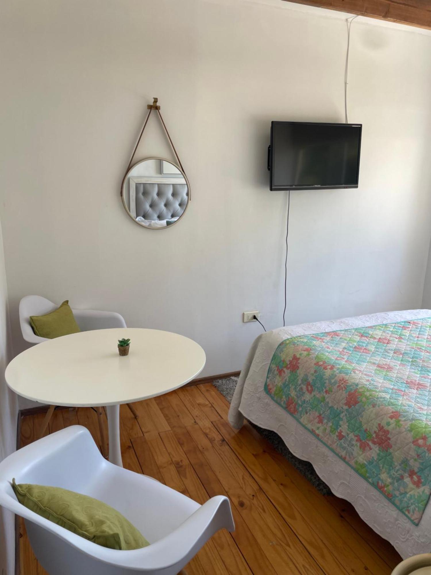 Hostal Napoli ヴァルパライソ エクステリア 写真